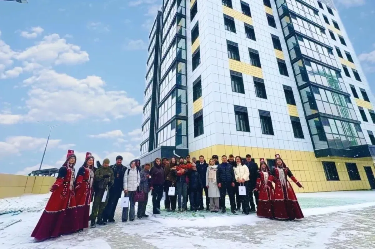 В Якутии передали ключи от новых арендных квартир